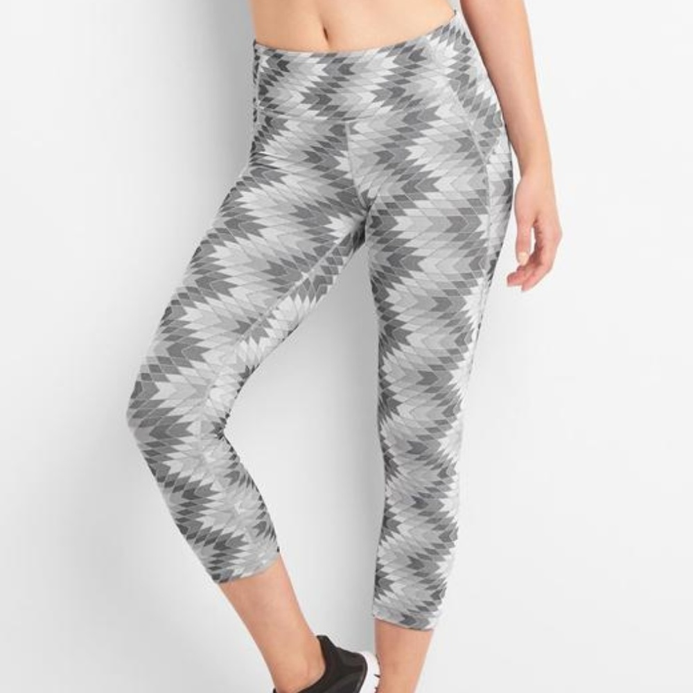 GapFit GFast Capris size XS
